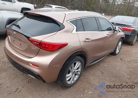 2019 Infiniti Qx30 Luxe z USA, uszkodzony, nr VIN SJKCH5CP4KA008012